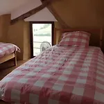 Holiday home Le Peyroutet Cazaux-Villecomtal