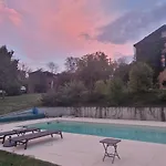 Holiday home Le Peyroutet
