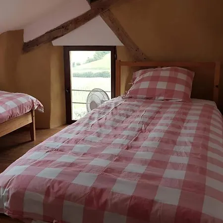 Apartment Le Peyroutet Cazaux-Villecomtal